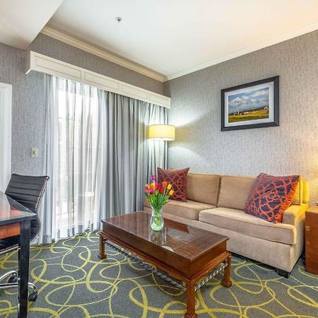Best Western Plus Dixon Davis Exterior foto