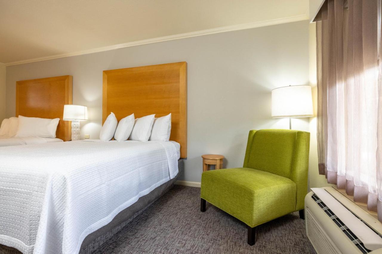 Best Western Plus Dixon Davis Exterior foto