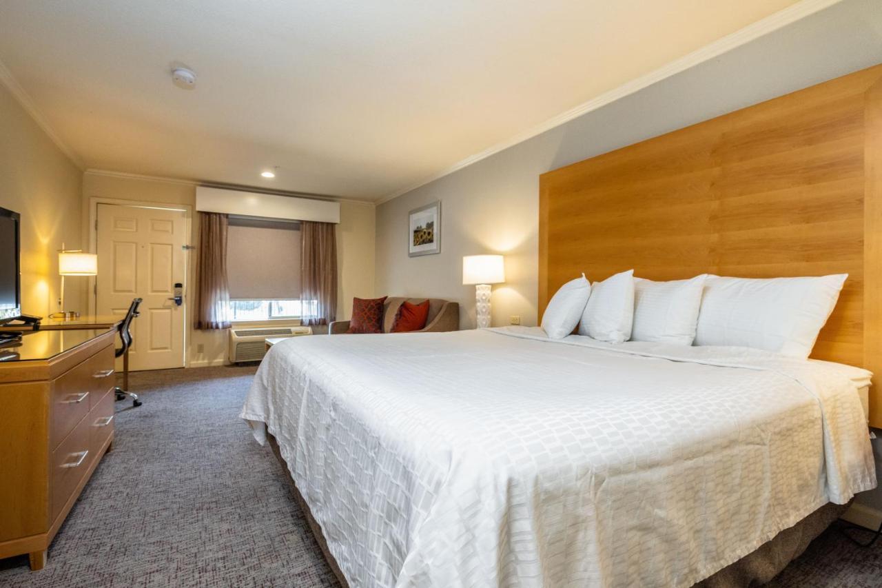 Best Western Plus Dixon Davis Exterior foto