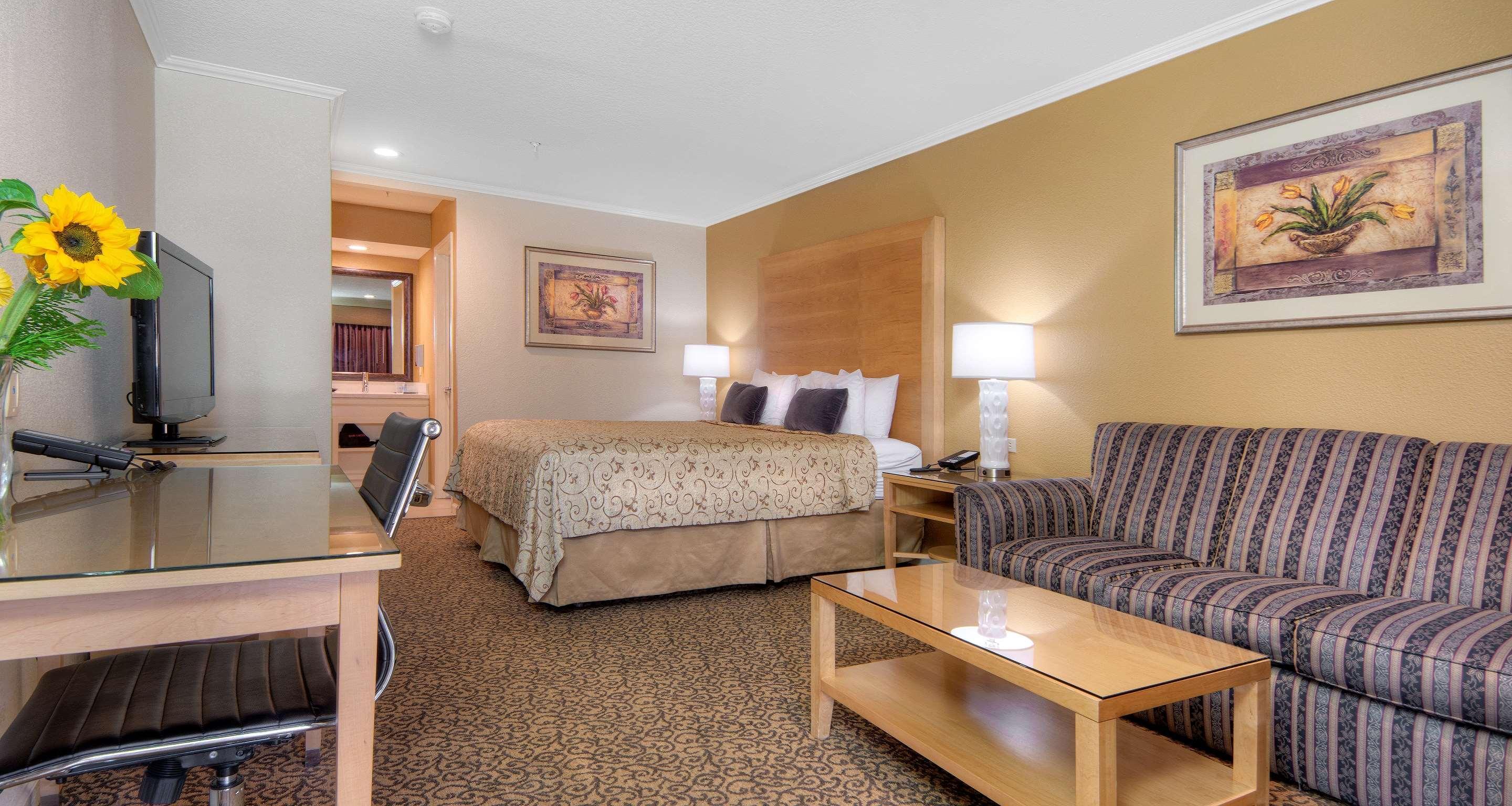 Best Western Plus Dixon Davis Exterior foto