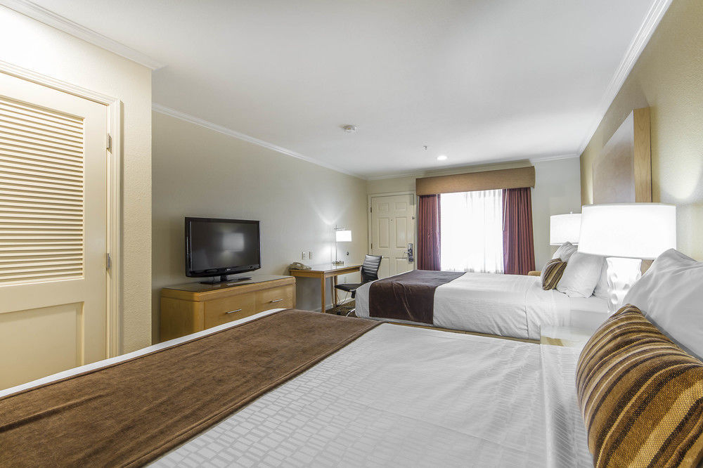 Best Western Plus Dixon Davis Exterior foto